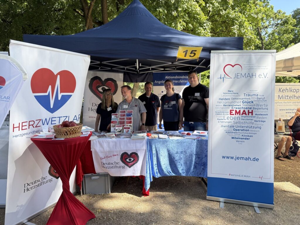 Gemeinsamer Stand auf der Selbsthilfemeile